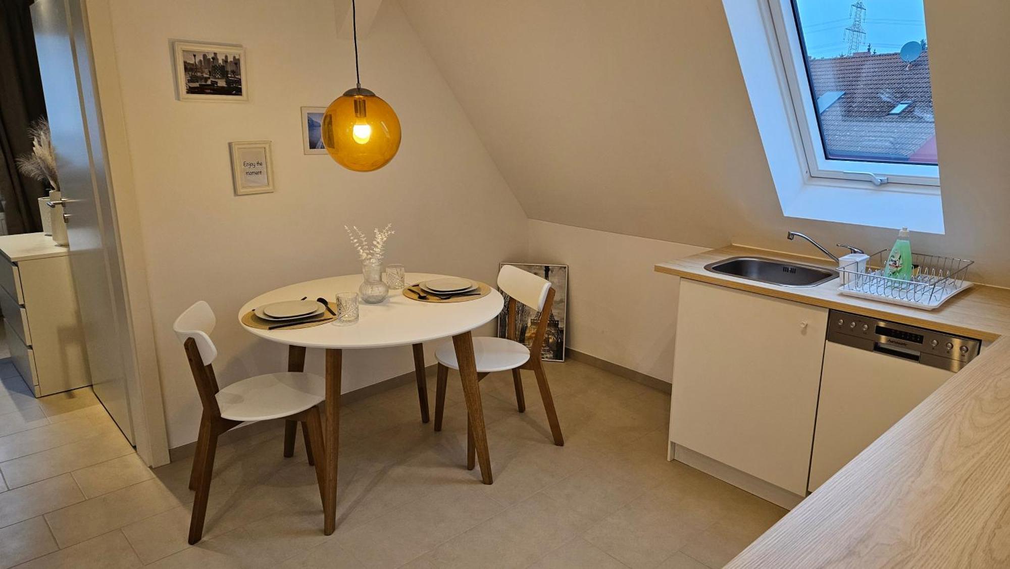 Ferienwohnung As5 Two Bamberg - Zentrale Lage Mit Parkplatz Hallstadt Bagian luar foto